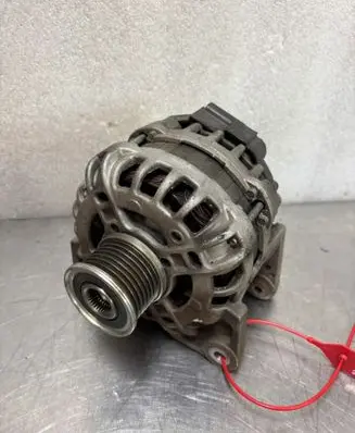 Renault Clio IV Generator/alternator 231002854R