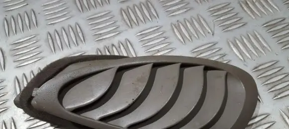 Hyundai Santa Fe Dashboard side air vent grill/cover trim