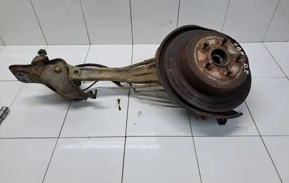 Subaru Outback Rear wheel hub spindle/knuckle 