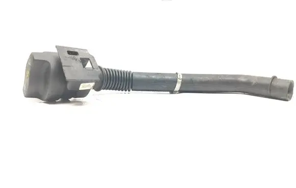 Mercedes-Benz Sprinter W906 Oil fill pipe A6510100169