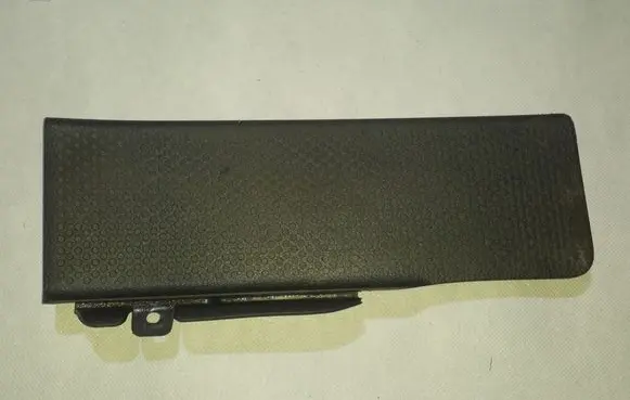 Foot area side trim