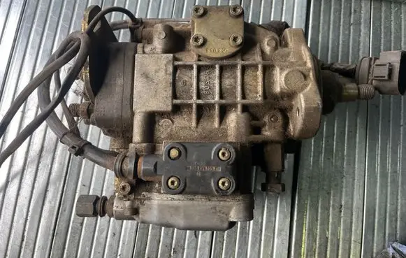 Volkswagen II LT Fuel injection high pressure pump 074130115B H9508 0460415983