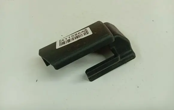 Toyota Avensis T250 Rear seat side bottom trim 7215705040
