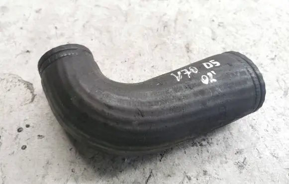 Volvo V70 Intercooler hose/pipe