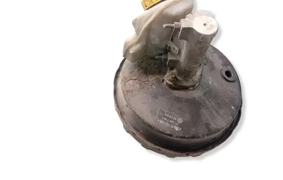 Volkswagen Multivan T4 Brake booster 7D2612101C