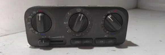 Volvo S70 V70 V70 XC Climate control unit 9134783