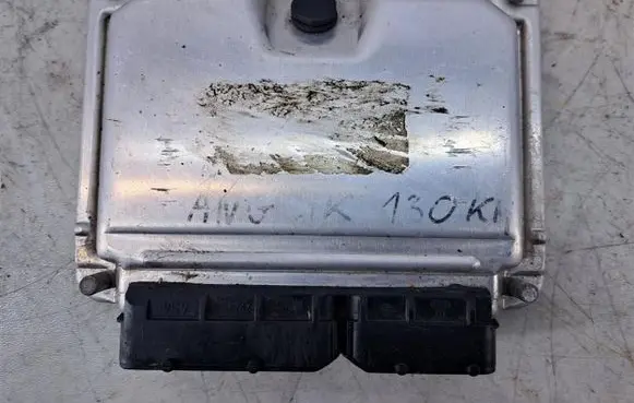 Volkswagen PASSAT B5 Engine control unit/module
