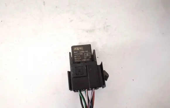 Land Rover Discovery 3 - LR3 Other relay 5m5t14b192ba 5m5t-14b192-ba