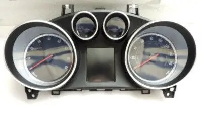 Opel Mokka Speedometer (instrument cluster) 95375167 95386882