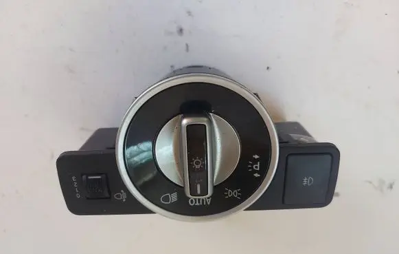 Mercedes-Benz C W204 Light switch A2049053103