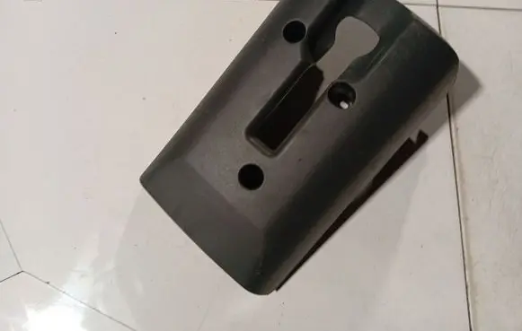 Steering wheel column trim
