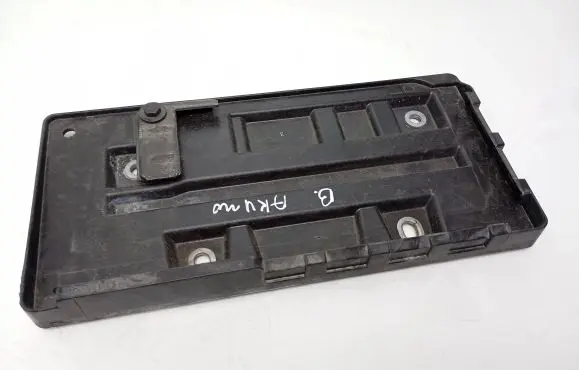Volkswagen PASSAT B7 Battery tray 3C0804869 3311