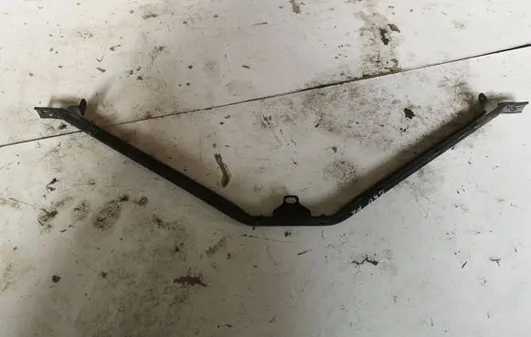 BMW 5 E60 E61 Radiator support slam panel bracket 51647033745