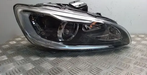 Volvo V60 Headlight/headlamp 31420262