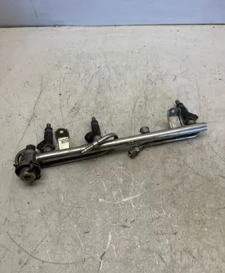 Audi A4 S4 B5 8D Fuel main line pipe 06B133551K 058133681