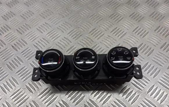 Suzuki Liana Interior fan control switch 39510-59J1