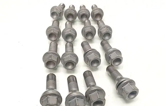 Nuts/bolts