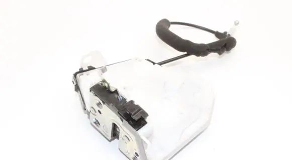 Nissan X-Trail T33 Rear door lock 825016RN1A