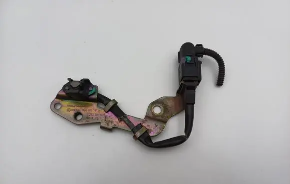 Volkswagen New Beetle Camshaft position sensor 06A905161B 0232101031 1J0973723