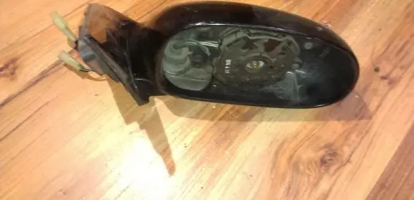 KIA Clarus Front door electric wing mirror e13015001