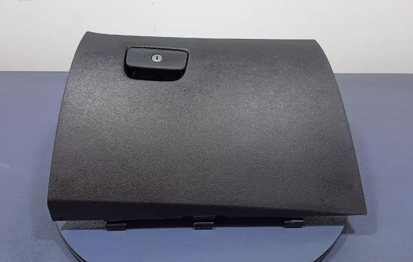 Jeep Grand Cherokee Glove box 01450123BL