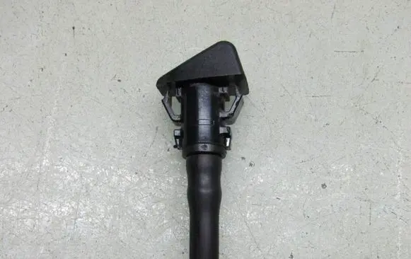 Hyundai i20 (GB IB) Windshield washer spray nozzle 17R