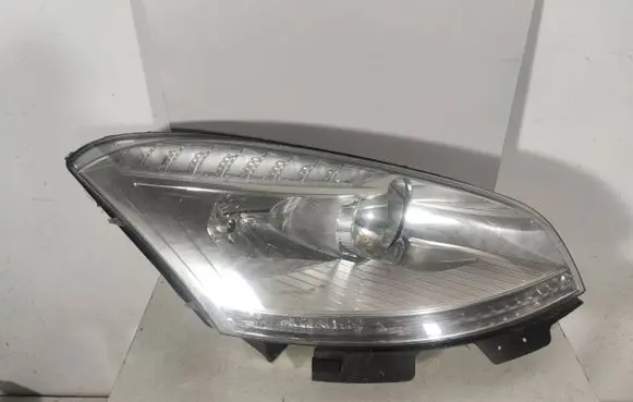 Citroen C4 I Picasso Headlight/headlamp 9673099580