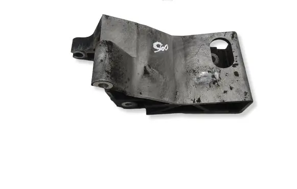 Volvo S60 Gearbox mounting bracket 8684380