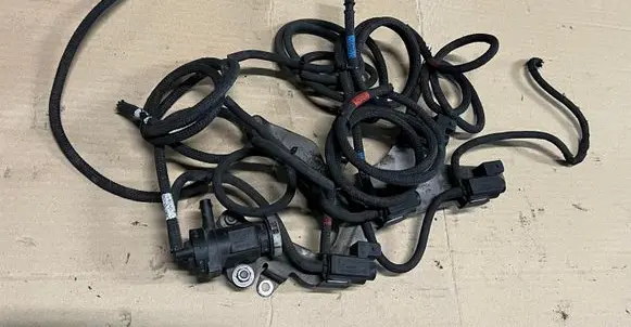 BMW X6 E71 Turbo system vacuum part 8507930 11658507930 50762810
