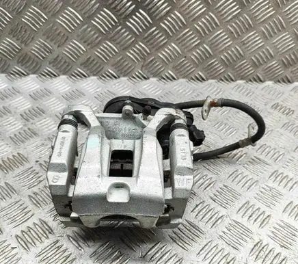 Toyota Sienna XL40 IV Rear brake caliper 4783008020