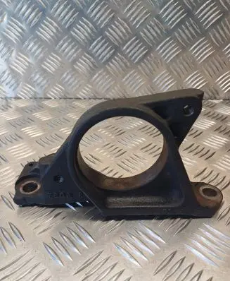 Nissan X-Trail T31 Driveshaft support bearing bracket 7803