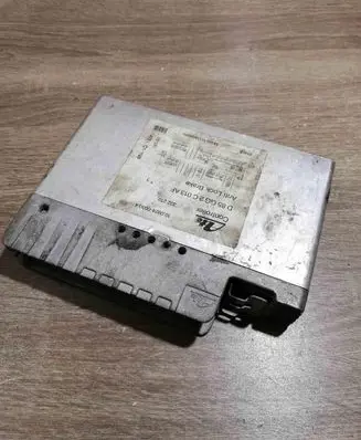 Ford Scorpio ABS control unit/module D85GG2C013AF