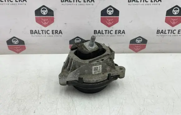 BMW 1 F20 F21 Engine mount bracket 6855456 050412