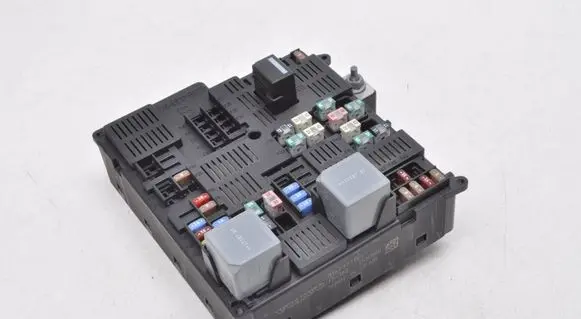 Volvo S90, V90 Fuse box set 31473771