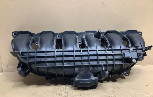 BMW M4 F82 F83 Intake manifold 7576911 10991213 757691110