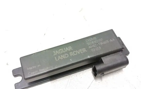 Jaguar XJ X351 Keyless system antenna AH4215K603AA 5E08X0107
