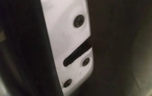 Hyundai Santa Fe Front door lock