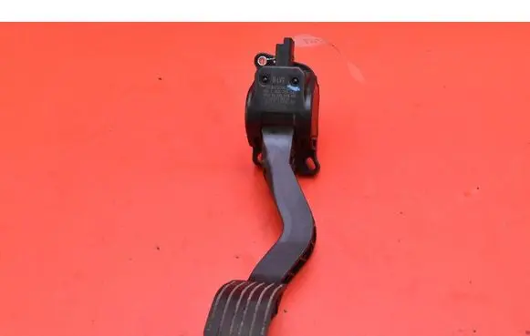 Citroen C4 Grand Picasso Accelerator throttle pedal 9680565880
