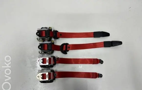 Porsche Macan (95B) Set of seat belts 