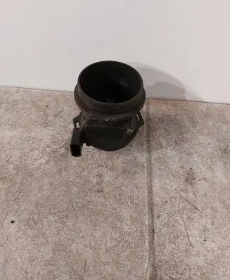 Audi A6 S6 C5 4B Mass air flow meter AFH7501A 06C133471A
