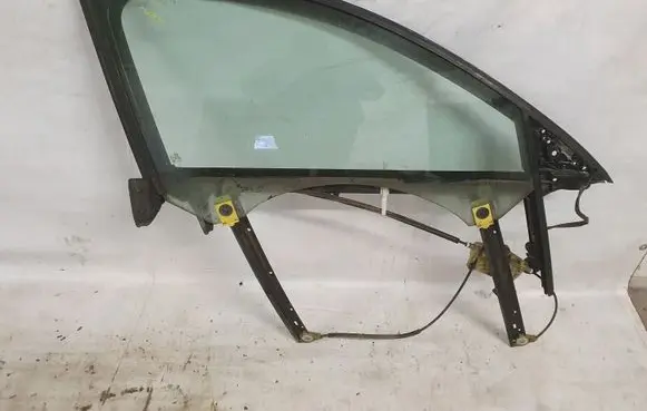 Audi A6 S6 C6 4F Front door window/glass frame 4F0837462D