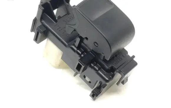 Toyota RAV 4 (XA30) Electric window control switch 829215D