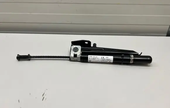 Audi Q7 4M Seat belt warning relay 4M0857619A