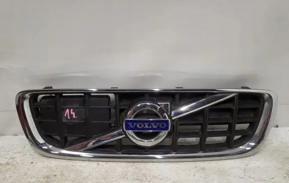 Volvo S70 V70 V70 XC Front bumper upper radiator grill 313336688