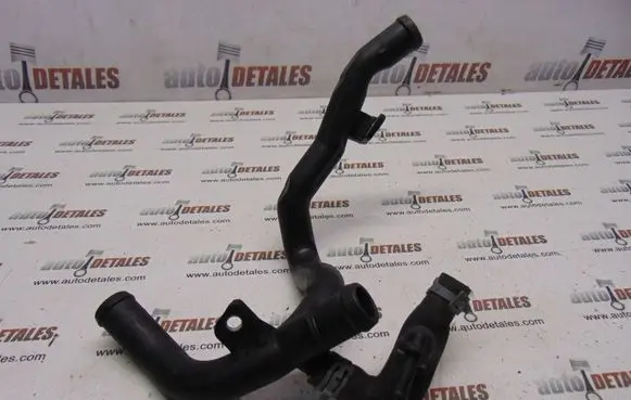Mercedes-Benz A W169 Engine coolant pipe/hose A6402001452