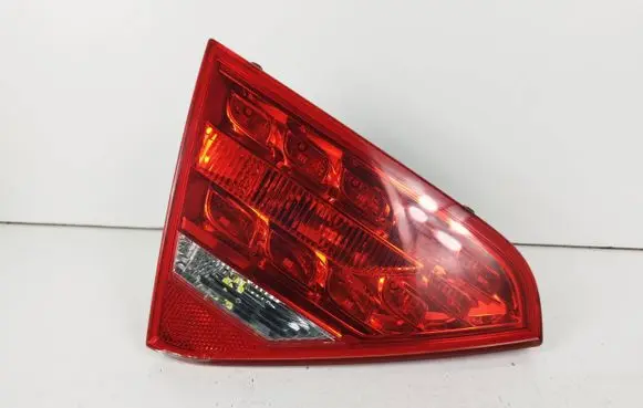 Audi A5 Sportback 8TA Tailgate rear/tail lights 8T0945093A