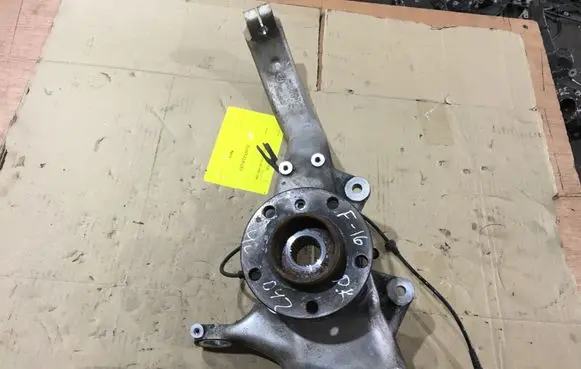 BMW X5 F15 Front wheel hub 6869869