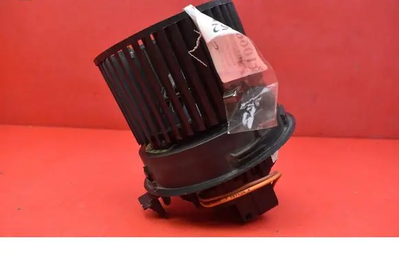 Renault Clio I Heater fan/blower T1029527H