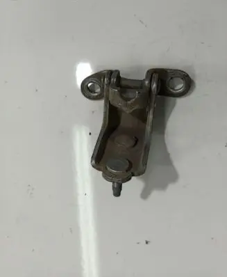 Honda FR-V Rear door lower hinge 