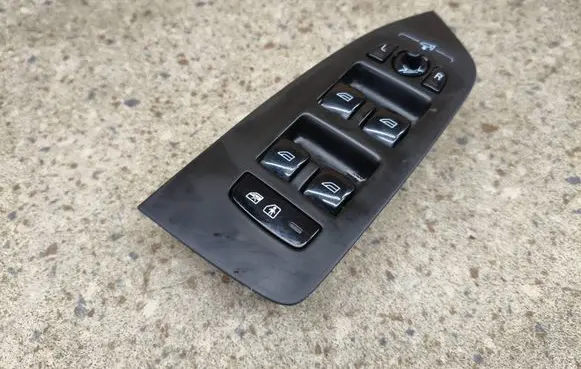 Volvo XC90 Electric window control switch 31433927 HW01SW03 15W393